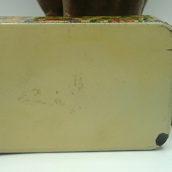 Italian Florentine lacquer trinket box (small for rings or earrings) LOVELY! - Picture 5 of 7